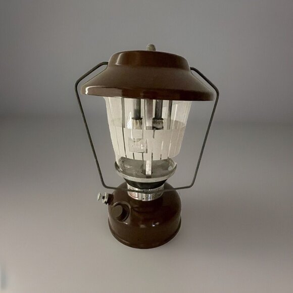Coleman 275 Brown Lantern 1979 Picket Fence Globe 9/79 Double Mantel UNTESTED